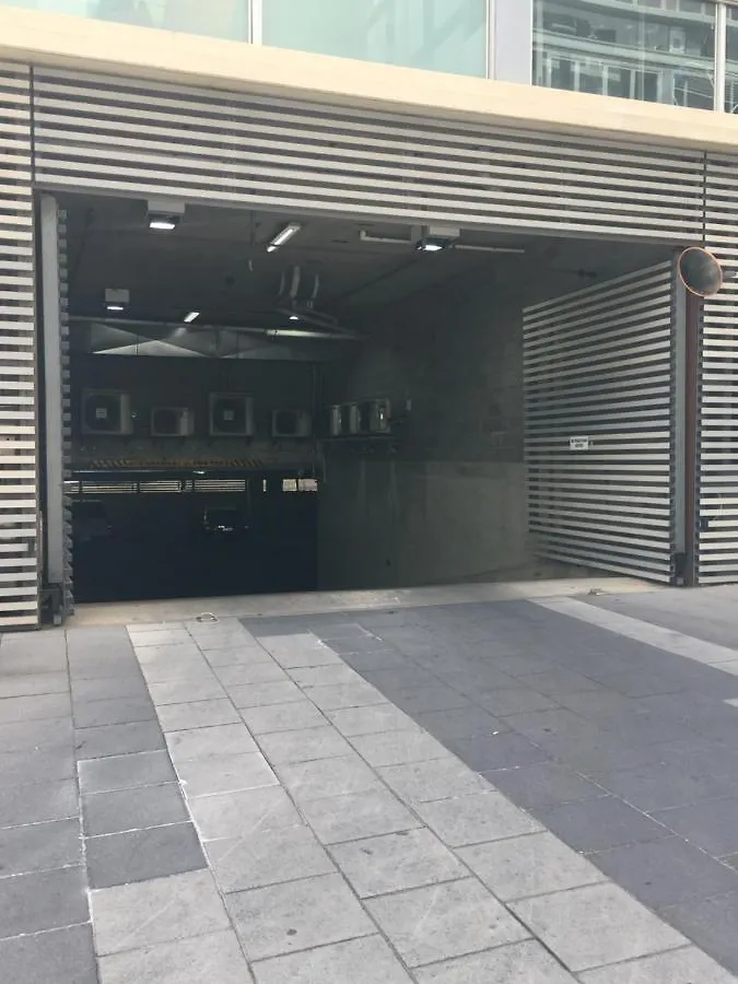 Apartment Adelaide Cbd 1 Bedroom Apt. Free Car Park&Swimming Pool &Wifi