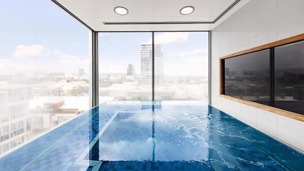 Adelaide Cbd 1 Bedroom Apt. Free Car Park&Swimming Pool &Wifi