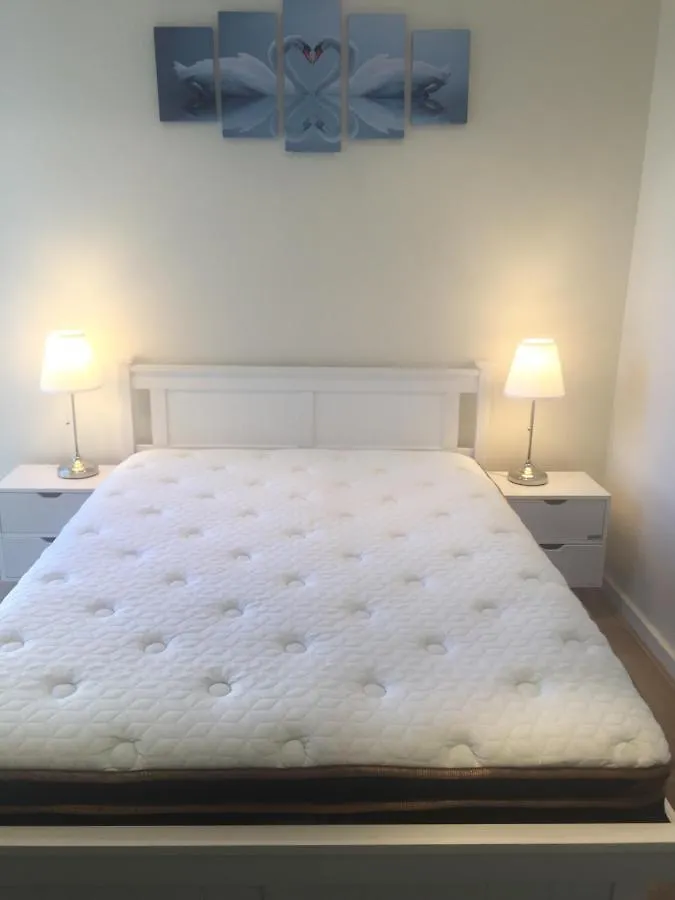 Apartment Adelaide Cbd 1 Bedroom Apt. Free Car Park&Swimming Pool &Wifi